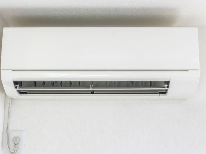 صيانة مكيفات السبلت وحل مشكلة الأصوات المزعجة