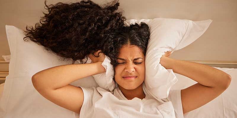 تأثير ضوضاء المكيف على جودة النوم العميق